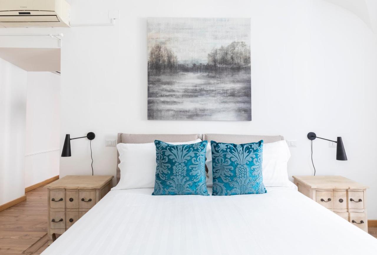 Sonder At Colosseum Cloisters Aparthotel โรม ภายนอก รูปภาพ