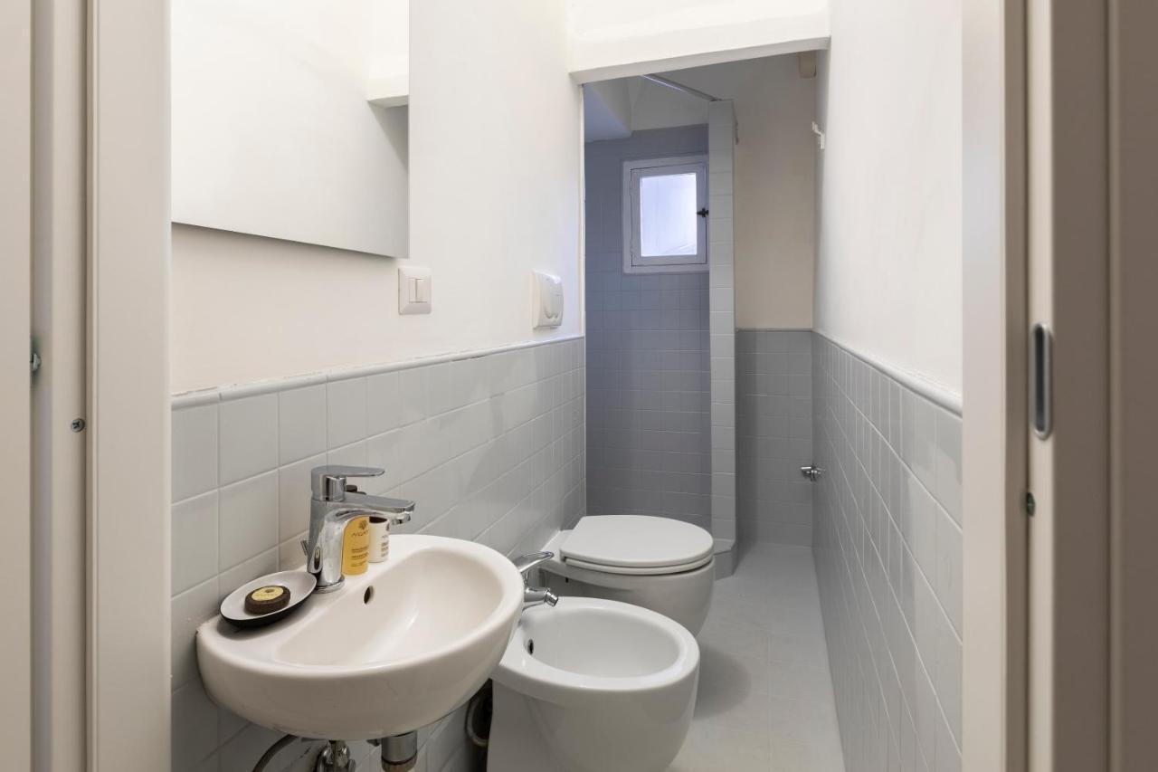 Sonder At Colosseum Cloisters Aparthotel โรม ภายนอก รูปภาพ