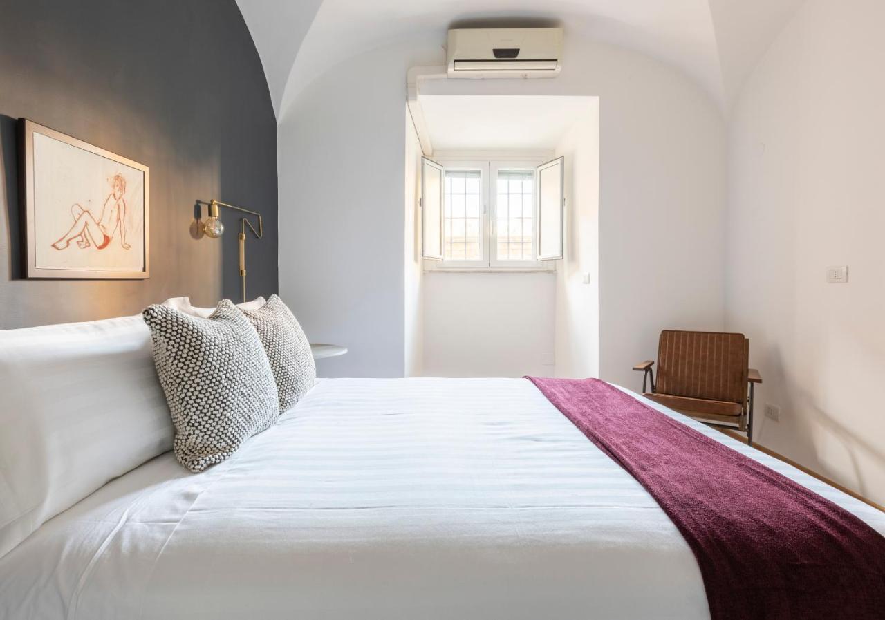 Sonder At Colosseum Cloisters Aparthotel โรม ภายนอก รูปภาพ